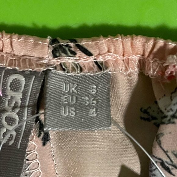 𝅺ASOS NWT Floral Strappy Jumpsuit Pink Size 4 - Picture 14 of 14